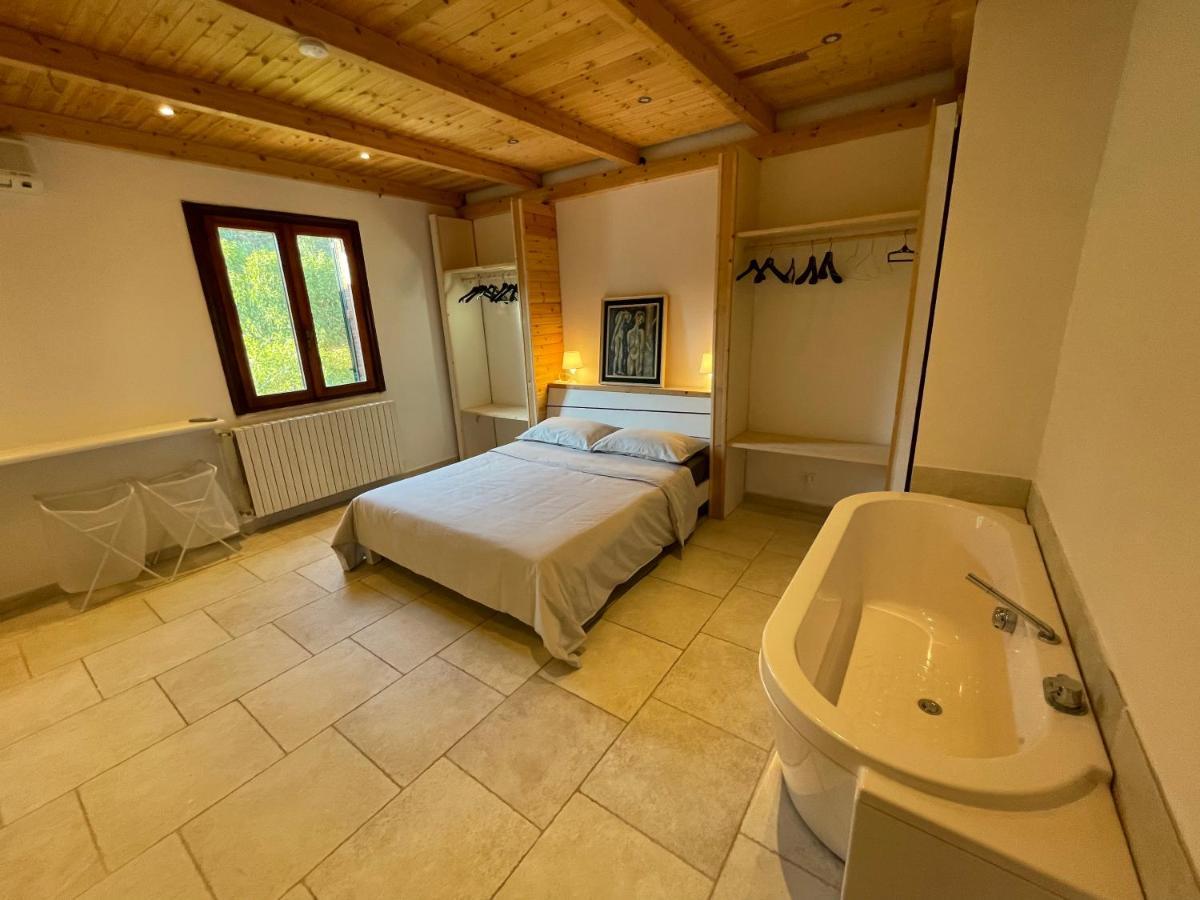 Villa Chez Elio Ostuni Bagian luar foto